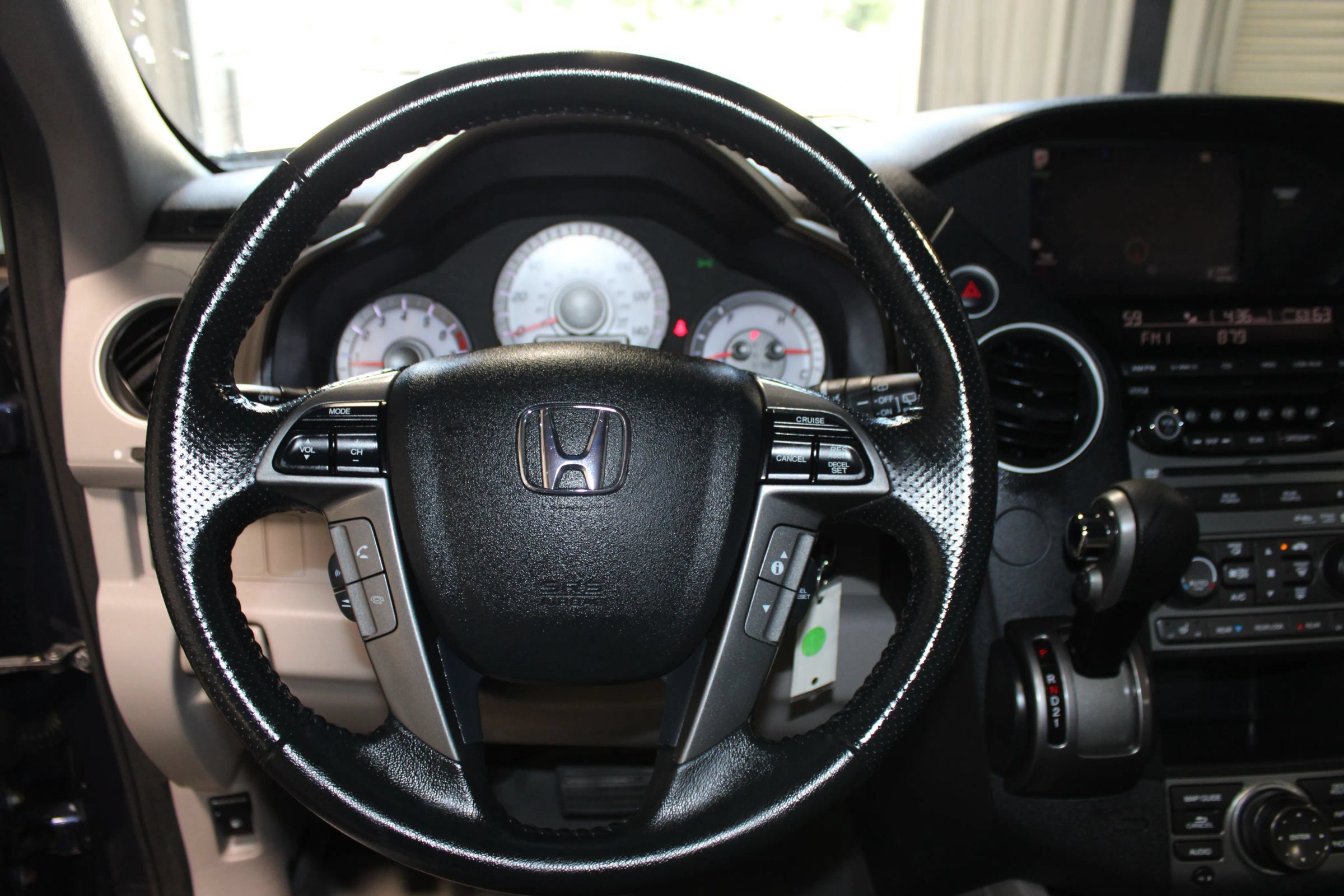 Used 2014 Honda Pilot Touring image 10