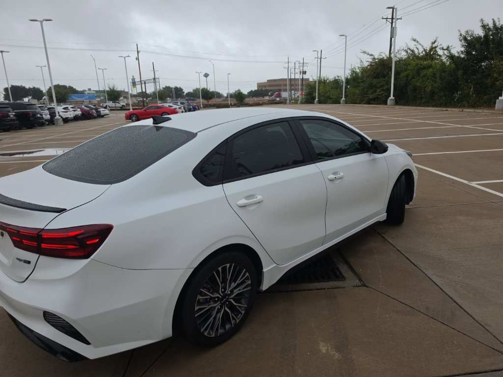 Used 2023 Kia Forte GT-Line w/ GT-Line Technology Package FWD image 3
