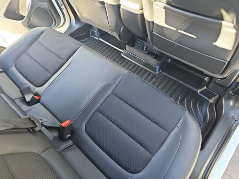 Used 2023 Chevrolet TrailBlazer RS w/ Convenience Package image 11