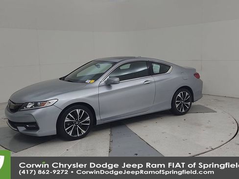 Used 2017 Honda Accord EX-L image 6