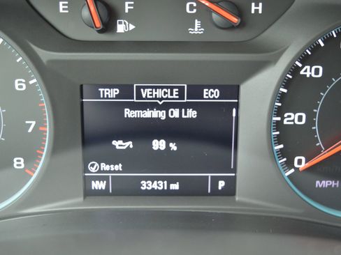 Used 2024 Chevrolet Malibu LT image 25