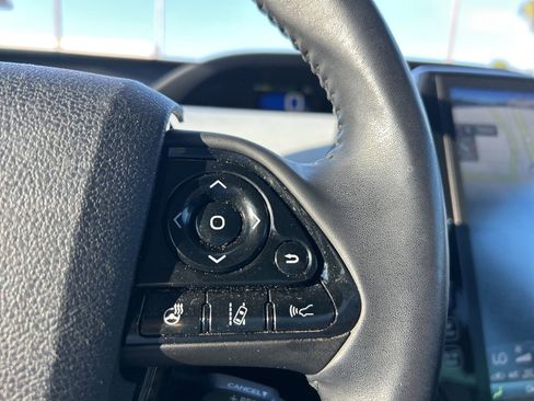 Used 2019 Toyota Prius Limited image 17