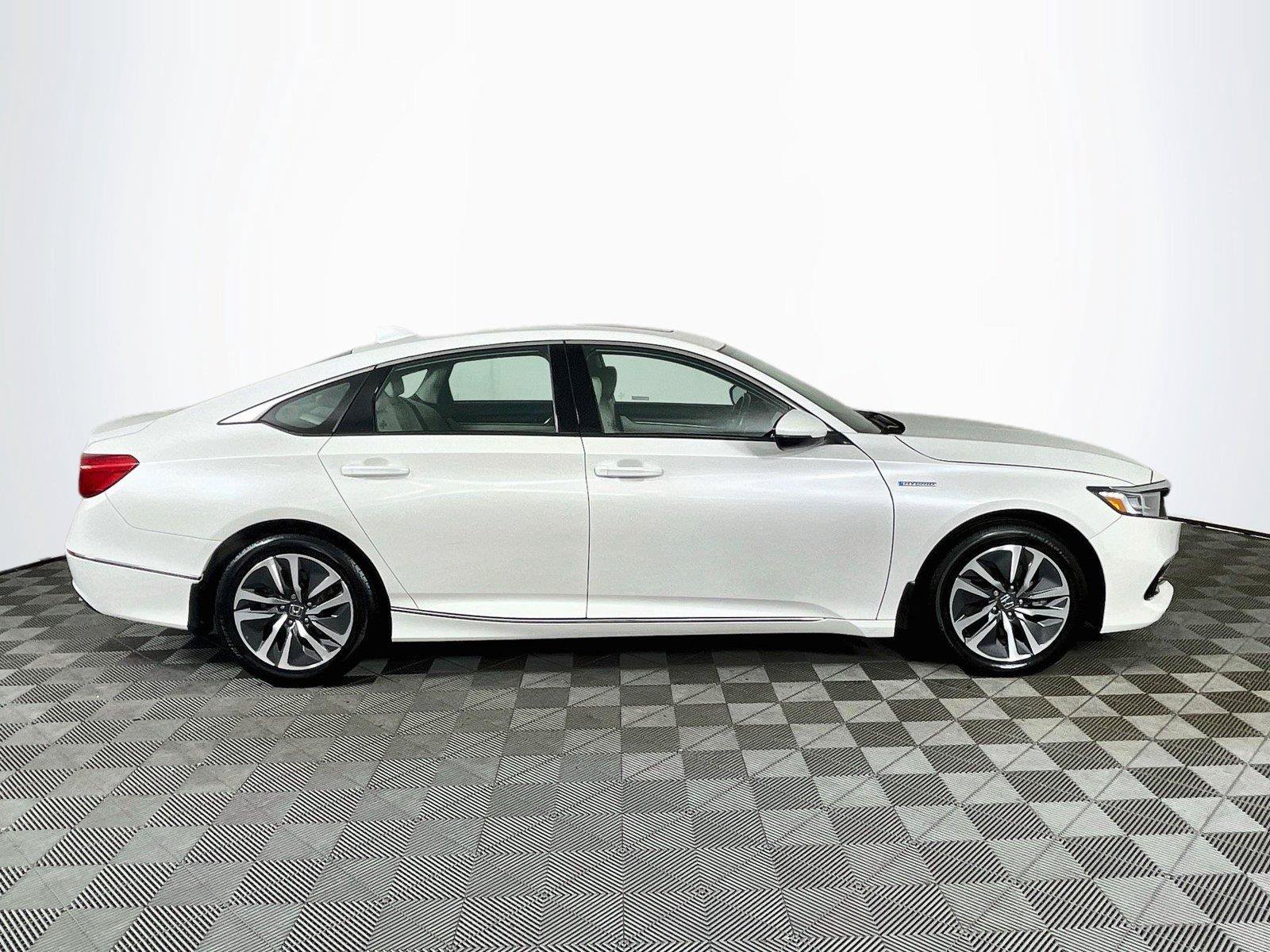 Used 2021 Honda Accord EX-L image 11