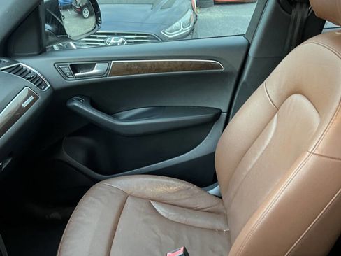 Used 2011 Audi Q5 2.0T Premium image 11