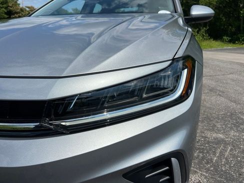 New 2026 Volkswagen Jetta SE FWD image 9