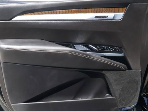 Certified 2025 Cadillac Escalade Sport Platinum AWD/4WD image 24