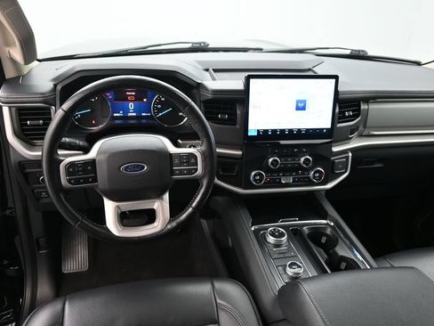 Used 2024 Ford Expedition Max XLT AWD/4WD image 18