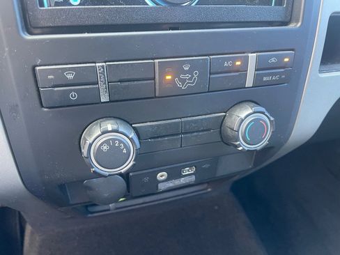 Used 2012 Ford F150 XLT w/ XLT Chrome Pkg image 15