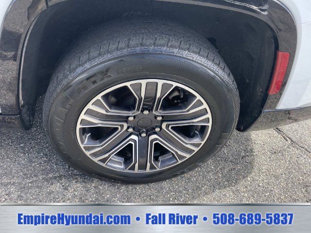 Used 2024 Jeep Wagoneer Series II w/ Flexible Seating Group AWD/4WD image 14