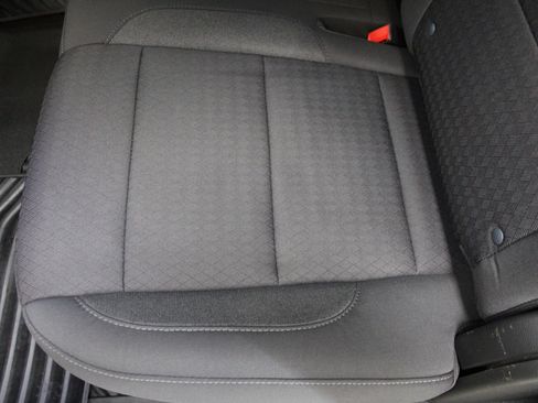 Used 2022 GMC Sierra 1500 SLE image 21