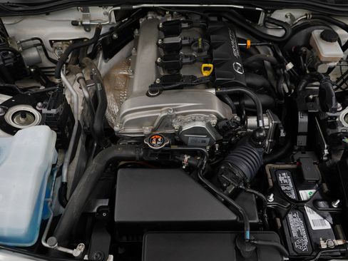 Used 2018 MAZDA MX-5 Miata Grand Touring image 23