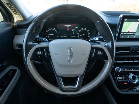 Used 2020 Lincoln Corsair AWD w/ Premium Package image 19
