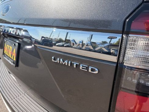 Used 2019 Ford Expedition Max Limited RWD image 25