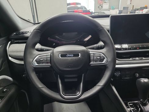 Certified 2023 Jeep Compass Latitude AWD/4WD image 30
