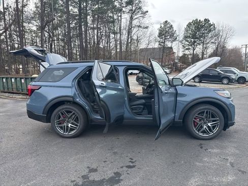 New 2026 Ford Explorer ST w/ Sun And Sound Package image 29