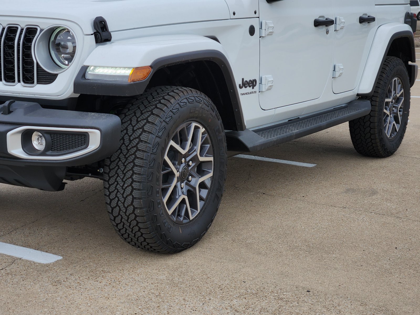 New 2026 Jeep Wrangler Unlimited Sahara AWD/4WD image 12