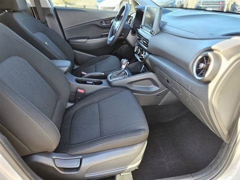 Used 2023 Hyundai Kona SEL image 8