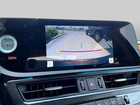 Used 2024 Lexus ES 350 w/ Technology Package FWD image 25