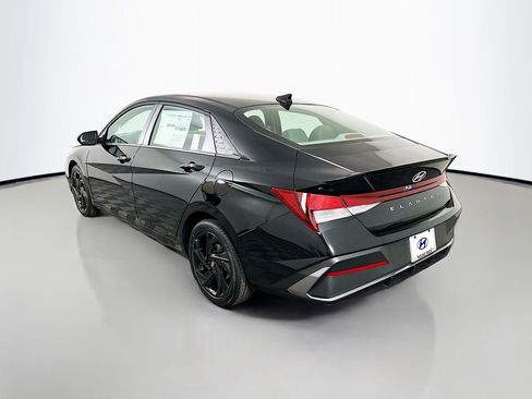 New 2026 Hyundai Elantra Sport image 7