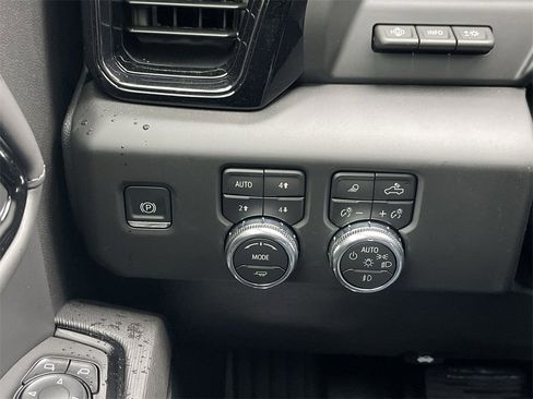 New 2026 GMC Sierra 1500 AT4X image 18
