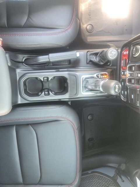 Used 2026 Jeep Wrangler Unlimited Rubicon 392 w/ Quick Order Package 27X Moab AWD/4WD image 36