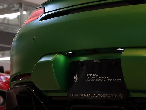 Used 2018 Mercedes-Benz AMG GT R image 23
