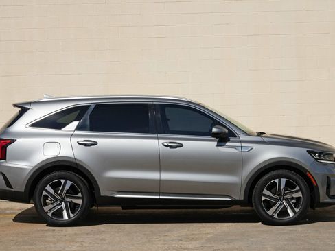 Used 2023 Kia Sorento SX Prestige AWD/4WD image 54