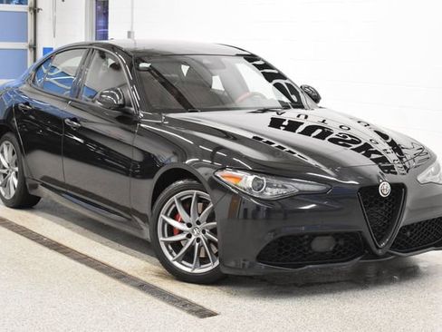 Used 2023 Alfa Romeo Giulia Sprint AWD/4WD image 1