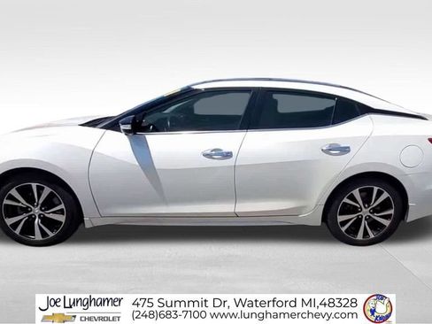 Used 2017 Nissan Maxima Platinum FWD image 6