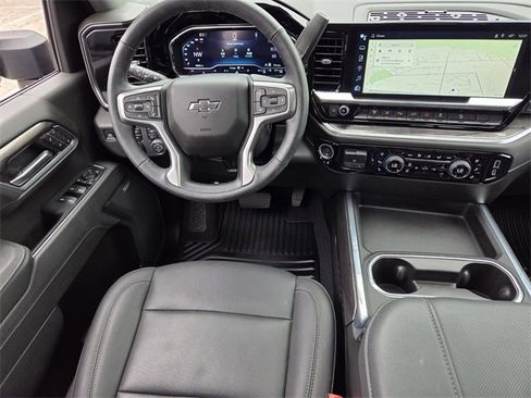 Used 2025 Chevrolet Silverado 2500 LTZ w/ Trail Boss Package image 14