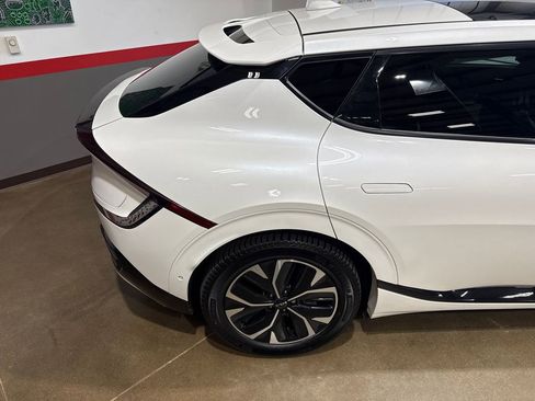Used 2022 Kia EV6 GT-Line w/ GT-Line Suede Seat Package image 29