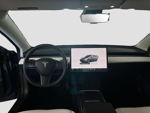 Used 2023 Tesla Model 3 Standard Range RWD image 23