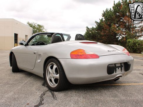 Used 1998 Porsche Boxster image 4