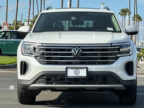 New 2026 Volkswagen Atlas SE image 3