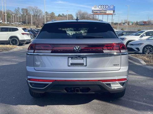 New 2026 Volkswagen Atlas Cross Sport SEL AWD/4WD image 7