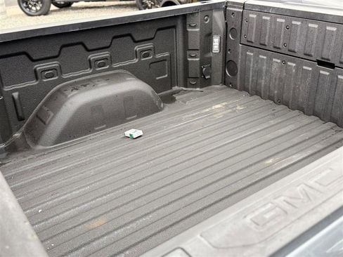 Used 2019 GMC Sierra 1500 SLT w/ SLT Premium Plus Package image 15