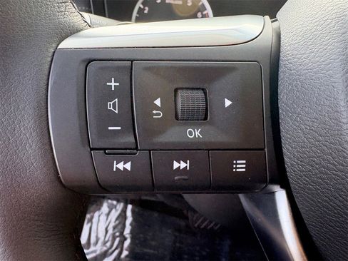 Used 2025 INFINITI QX60 Pure image 15