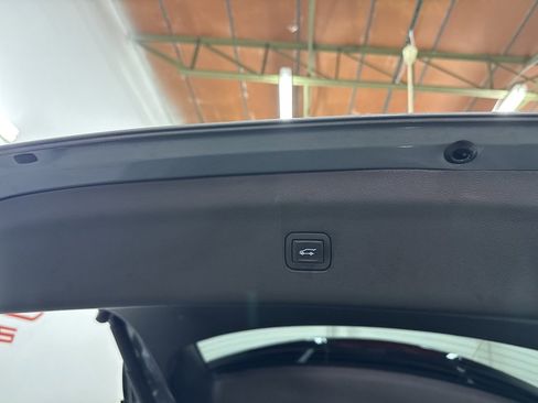 Used 2024 Buick Enclave Premium image 27