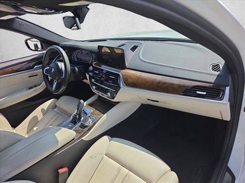 Used 2018 BMW M550i xDrive AWD/4WD image 20