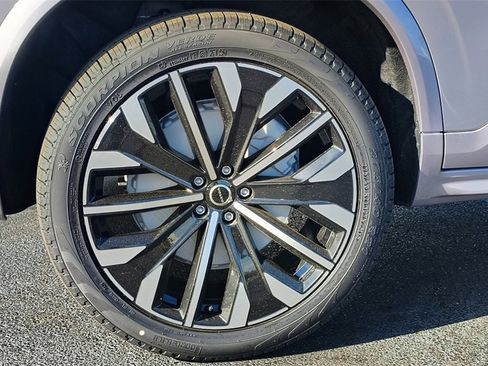 New 2026 Volvo XC90 B6 Ultra image 34