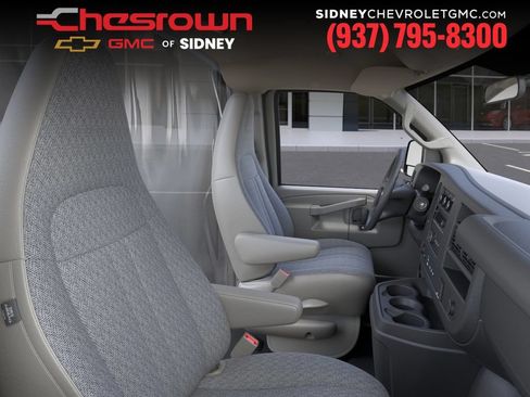 New 2025 GMC Savana 4500 w/ Power Convenience Package RWD image 17