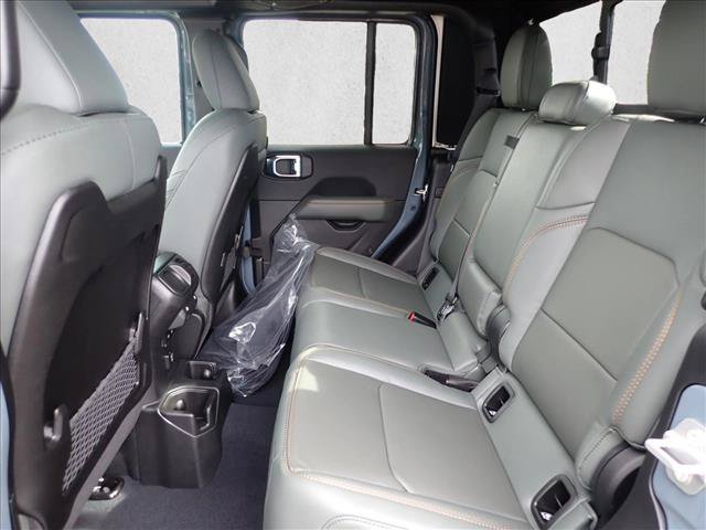 New 2026 Jeep Gladiator Mojave AWD/4WD image 8