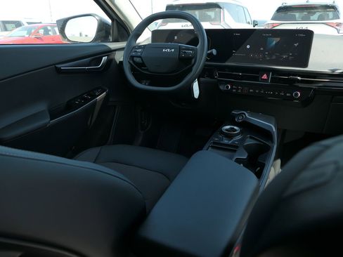 New 2025 Kia EV6 Light w/ Light LR Technology Package image 21