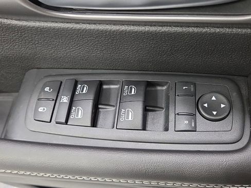 New 2026 Chrysler Voyager LX FWD image 26