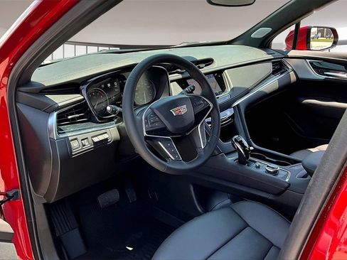 New 2025 Cadillac XT5 Premium Luxury w/ Technology Package image 6