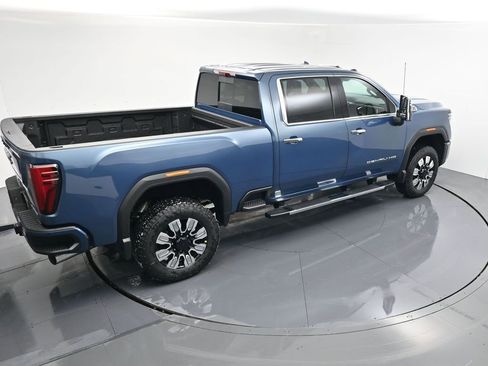 New 2026 GMC Sierra 3500 Denali w/ Denali Reserve Package image 5