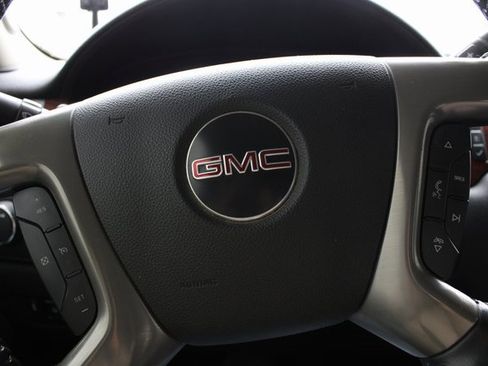 Used 2011 GMC Sierra 2500 SLT w/ Snow Plow Prep Package image 11