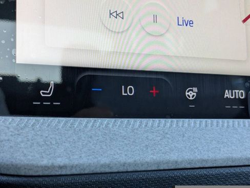 New 2025 Ford Maverick XLT w/ XLT Luxury Package image 23