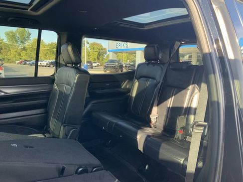 Used 2023 Jeep Wagoneer Series II image 20