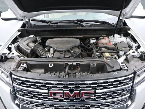 Used 2023 GMC Acadia Denali w/ Denali Ultimate Package image 18